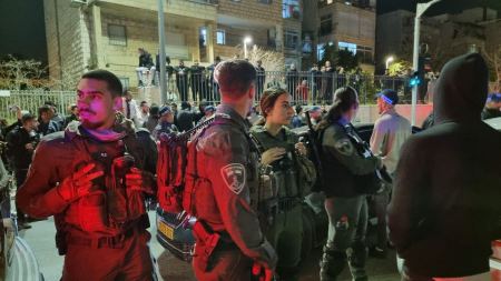 قتلى وجرحى بعملية اطلاق نار في القدس